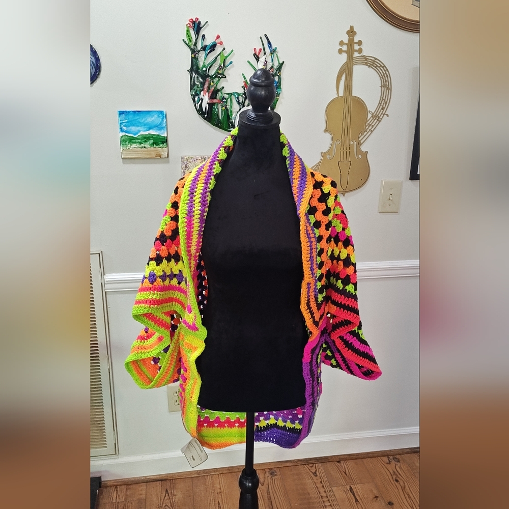 Granny square cocoon shrug